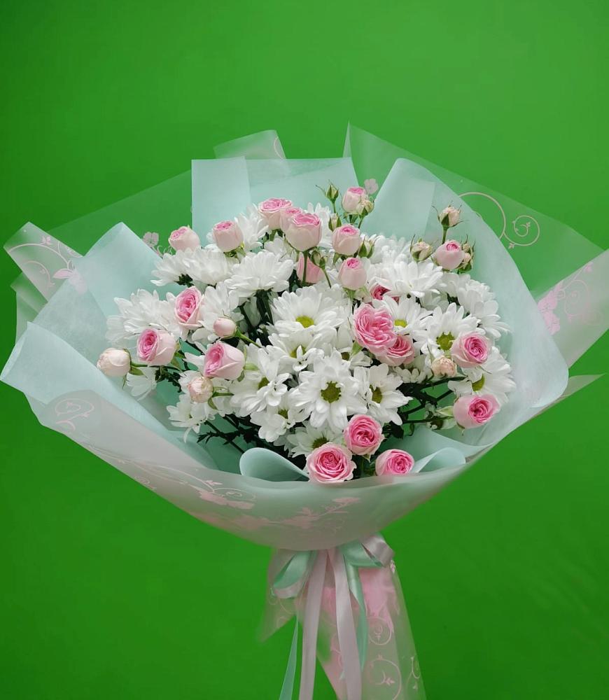 Букет влюбленный романтик в Петрозаводске Букет цветов из: Розы и Хризантемы в Петрозаводске