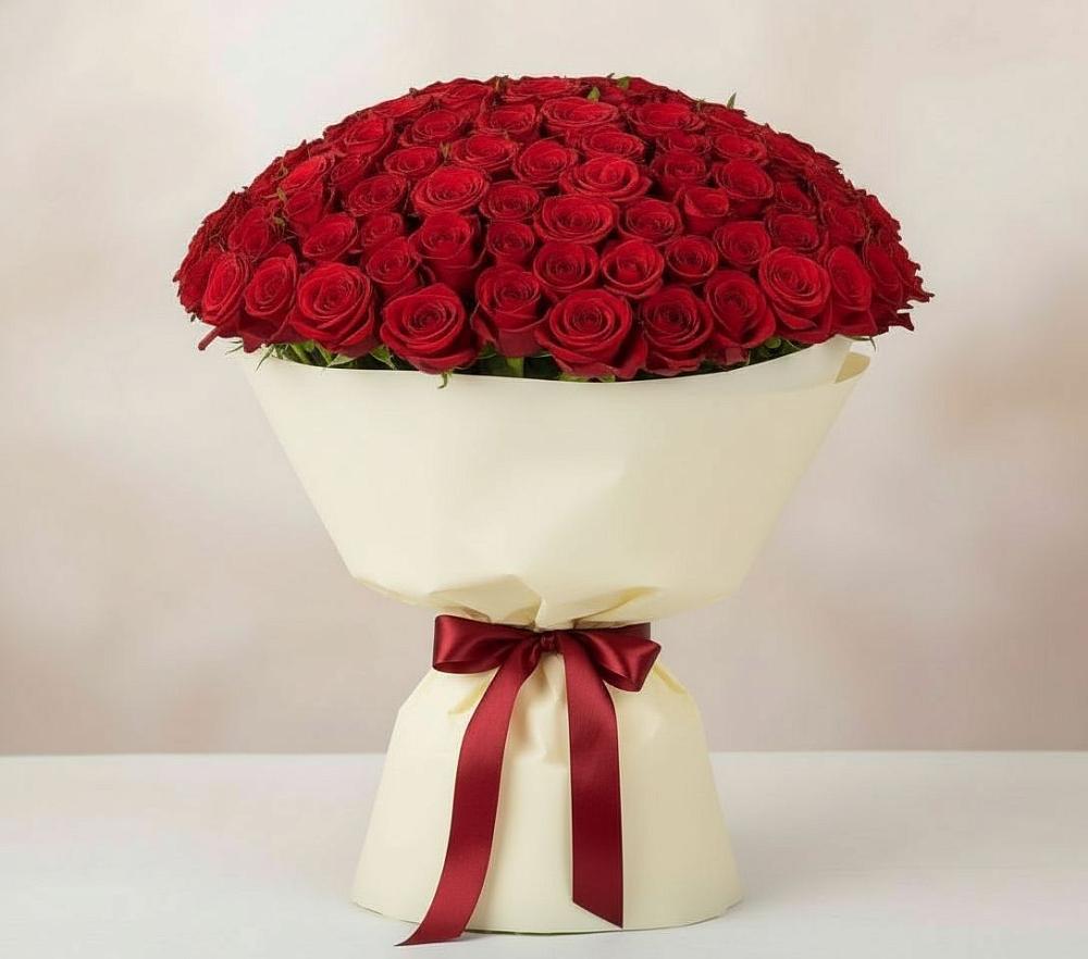 Букет 101 Красная роза Милано в Петрозаводске