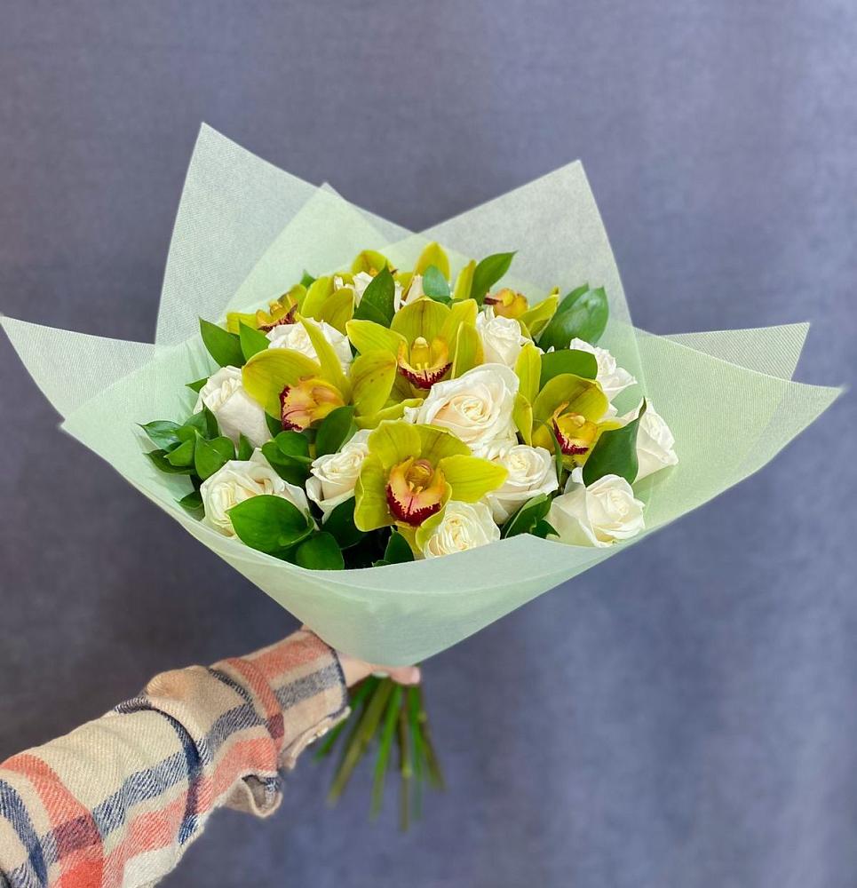 Букет лимончелло в Петрозаводске Букет цветов из: Орхидеи и Розы в Петрозаводске