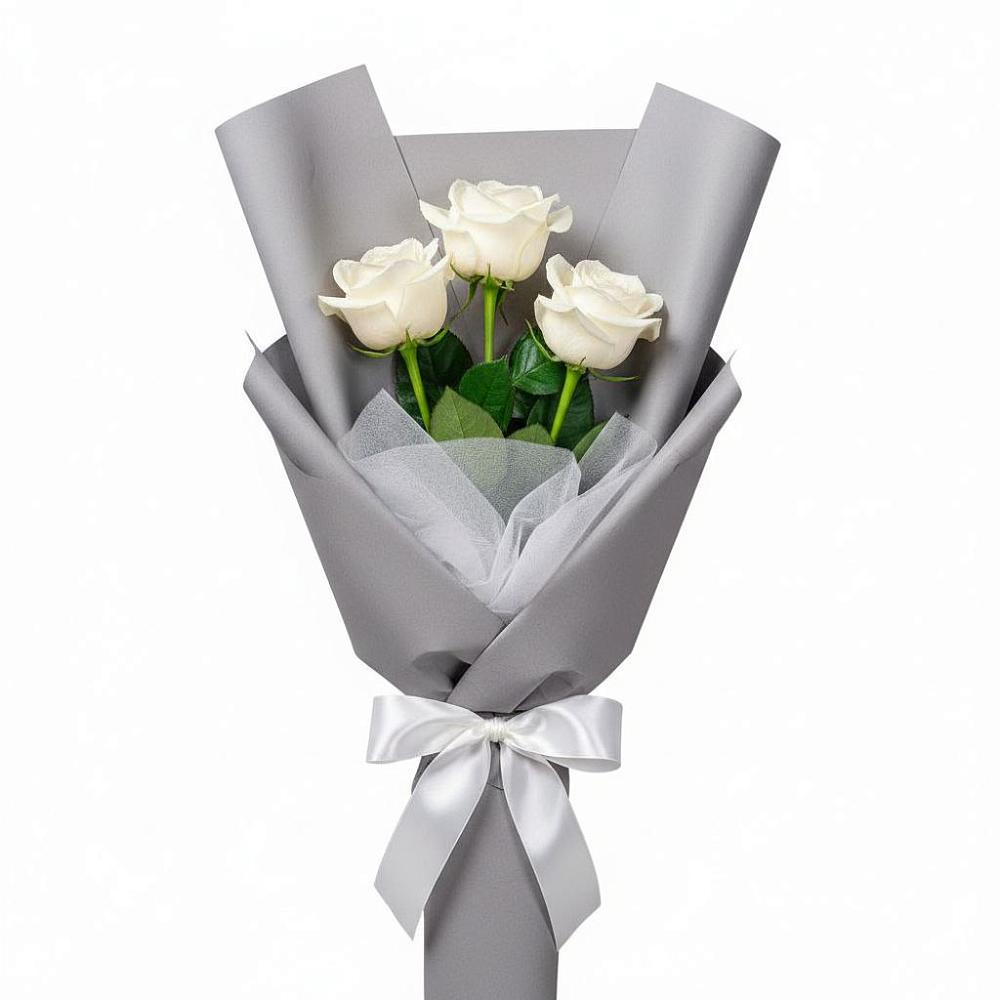 Букет 3 белые розы в Петрозаводске Букет 3 белые розы в Петрозаводске