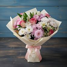 Букет Розовое очарование в Петрозаводске Букет цветов из:  Хризантемы, Альстромерии и Розы в Петрозаводске