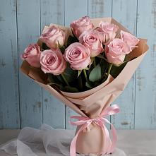 9 розовых роз в Петрозаводске Букет цветов из:  Розы в Петрозаводске