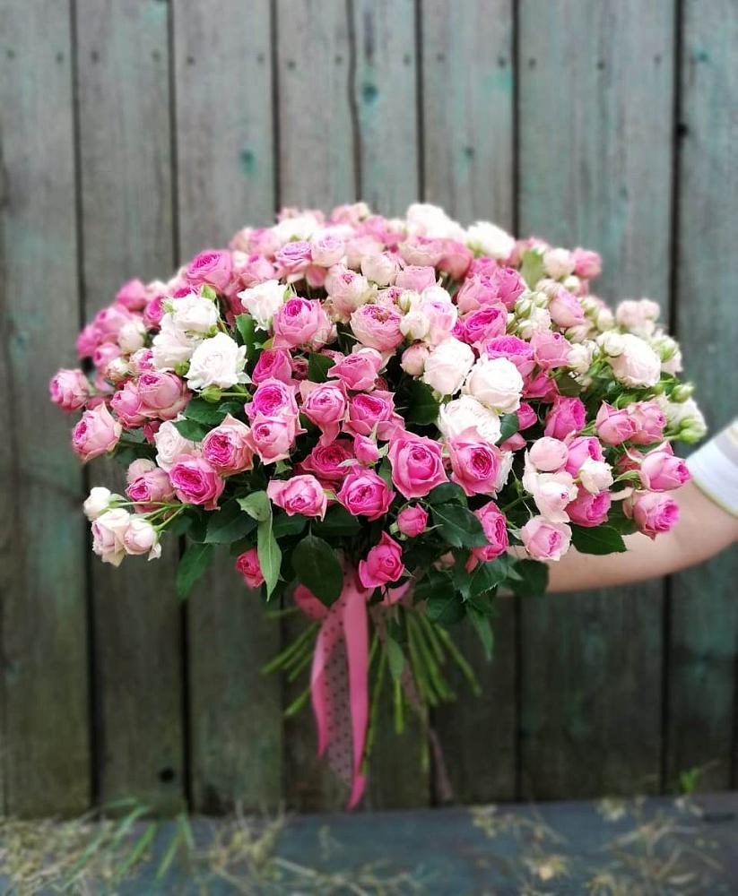 Розовые кустовые розы Натали и Лав Лидия в Петрозаводске Букет Розовые кустовые розы Натали и Лав Лидия в Петрозаводске