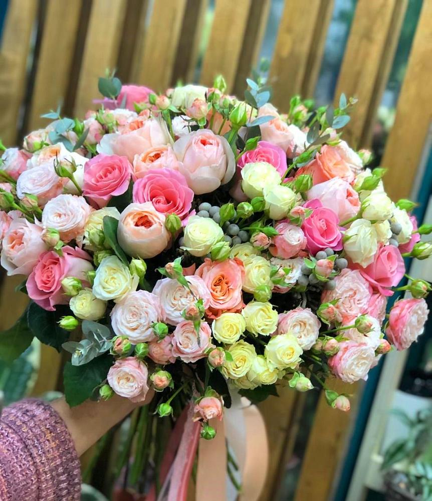 Букет цветов из: Розы в Петрозаводске