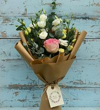 Букет цветов из:  Розы и Лизиантусы #REPLACE_PRED# Петрозаводске