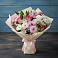 Букет Розовое очарование в Петрозаводске Букет цветов из: Хризантемы, Альстромерии и Розы в Петрозаводске